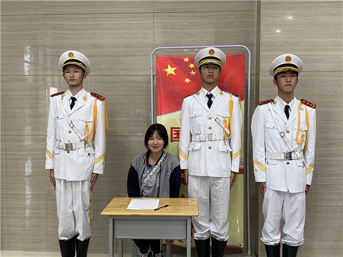 社团2.jpg 社团2.jpg