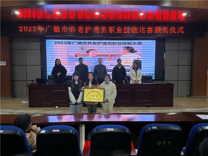 图片5.jpg