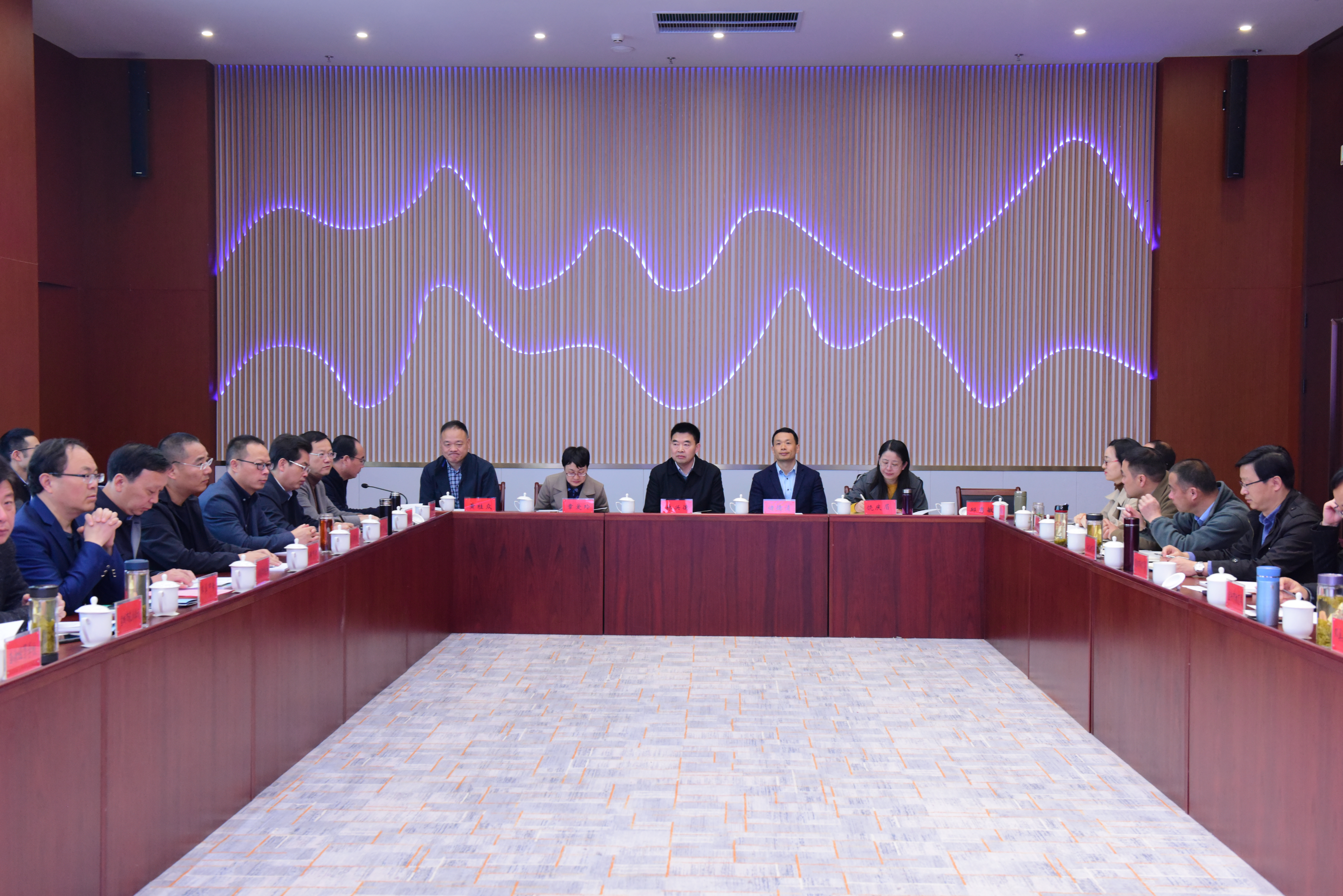 图片12.jpg 图片12.jpg