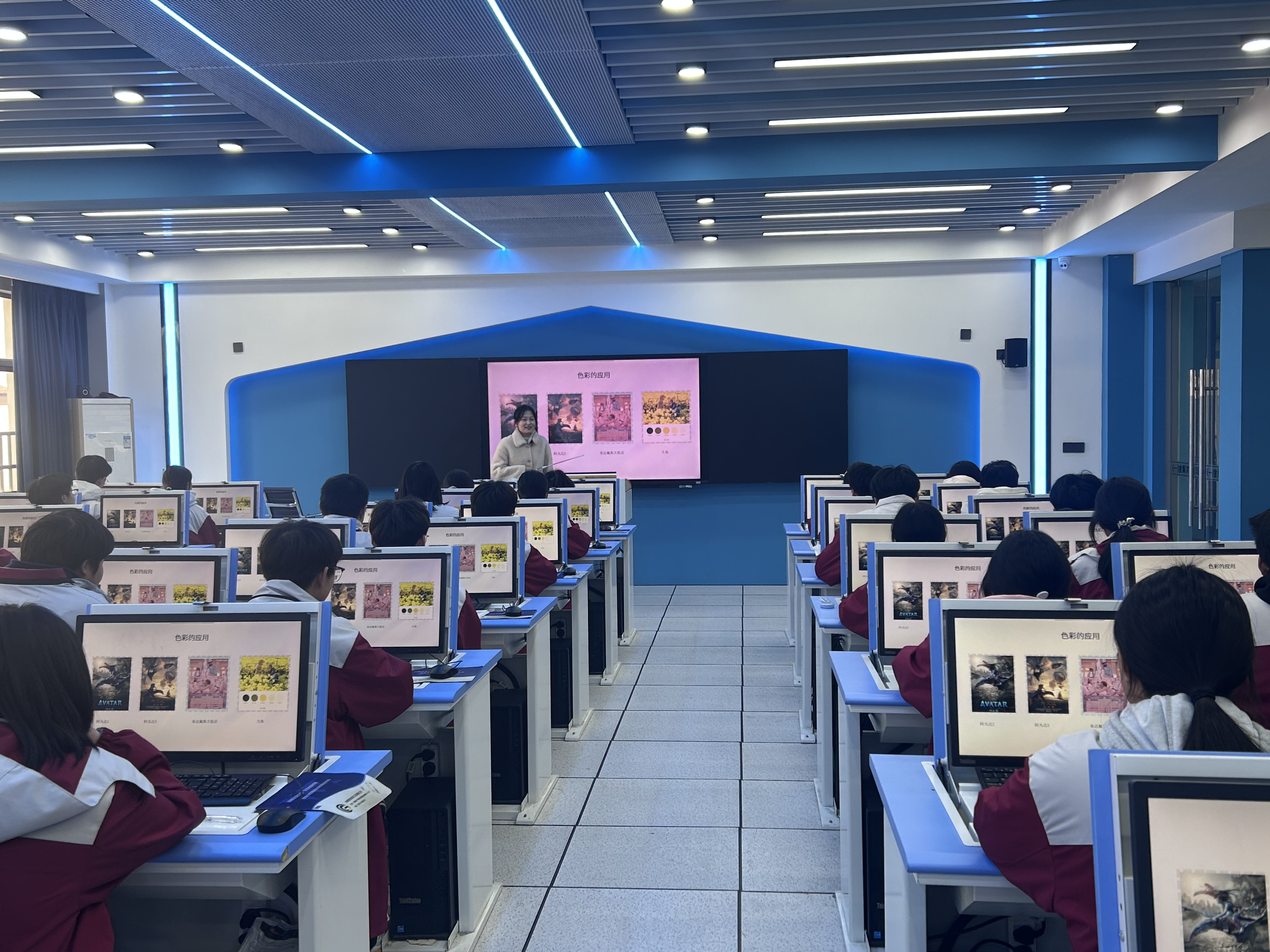 6347ad7ff61ced2e5d6c3c3215558b7b