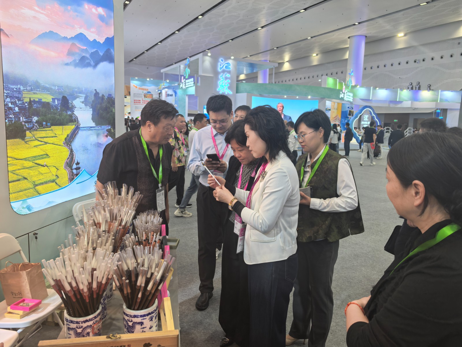 微信图片_20251222094432_173_126.jpg 微信图片_20251222094432_173_126.jpg