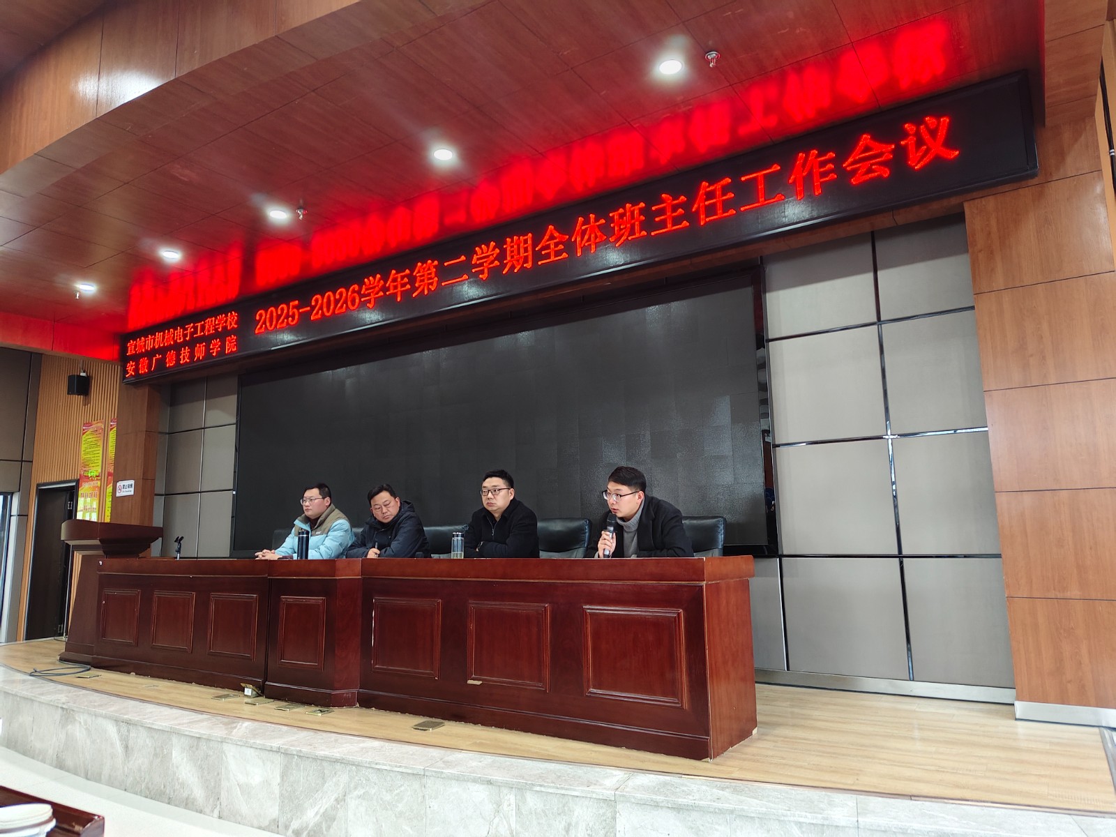 796fad81c03bafc0a0c9e99622fbad61.jpg 796fad81c03bafc0a0c9e99622fbad61.jpg