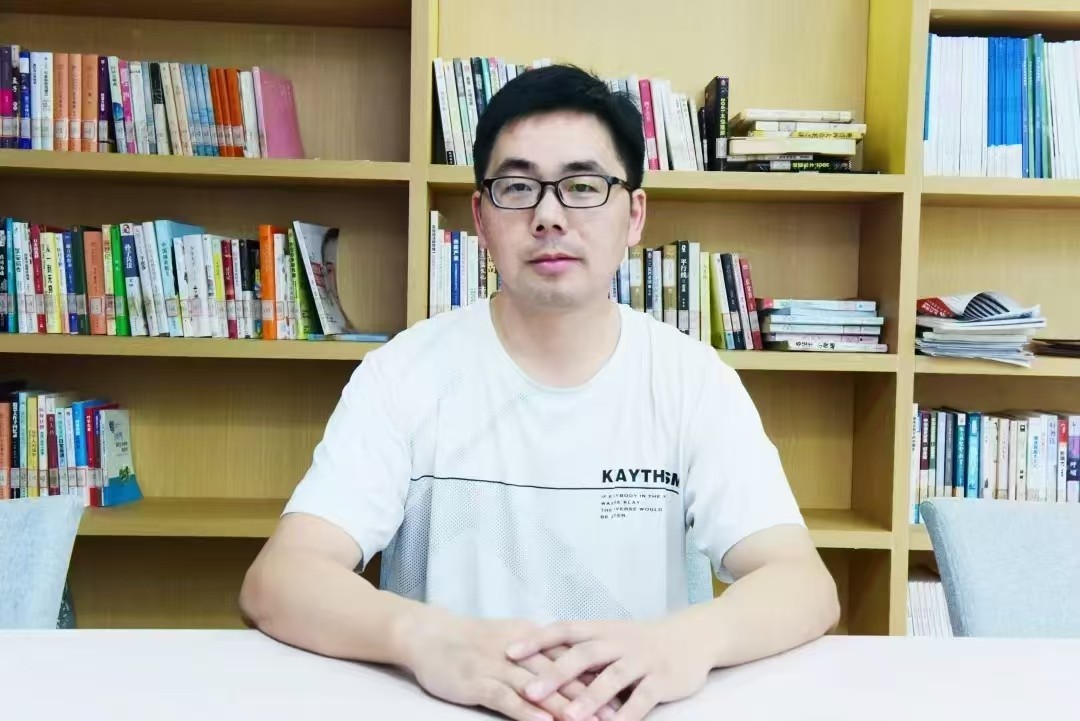 吕欢.jpg